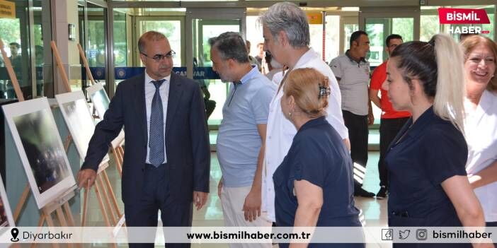 Dicle Üniversitesi Hastanesi'nde 15 Temmuz Milli Birlik Günü için fotoğraf sergisi açıldı