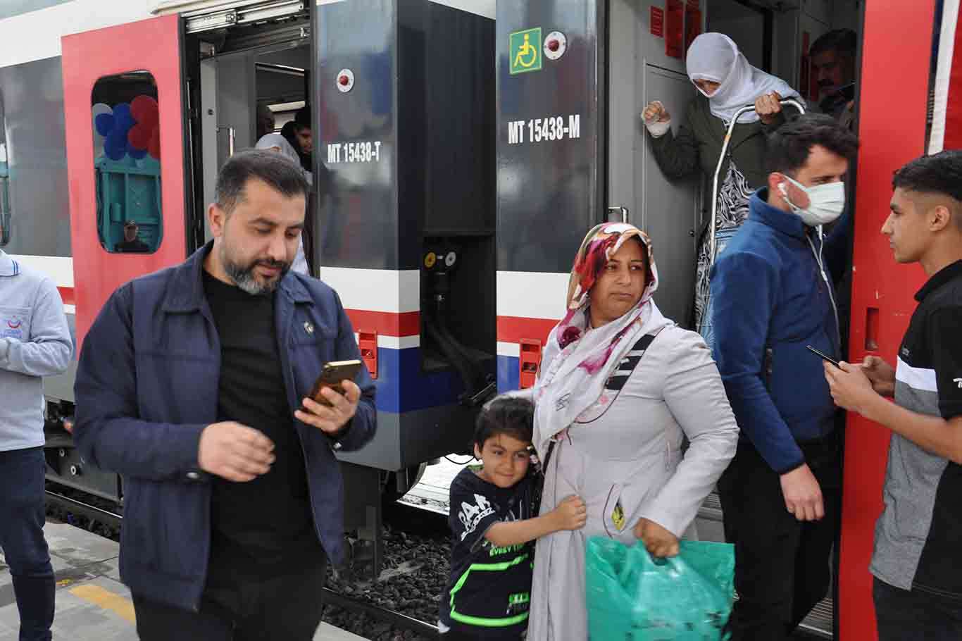 batman-diyarbakir-arasi-raybus-hizmete-girdi-4758e563.jpg