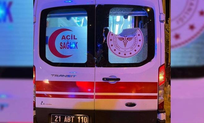 112-ambulanslarina-60inci-kez-saldirida-bulunan-sahis-ruh-sagligi-hastanesine-sevk-edildi-5c1a7de1.jpg
