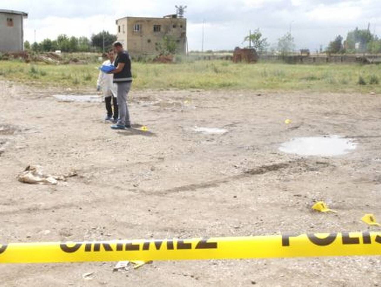 diyarbakir-da-silahli-kavga-2255941_b.jpg diyarbakir-da-silahli-kavga-2255941_b.jpg