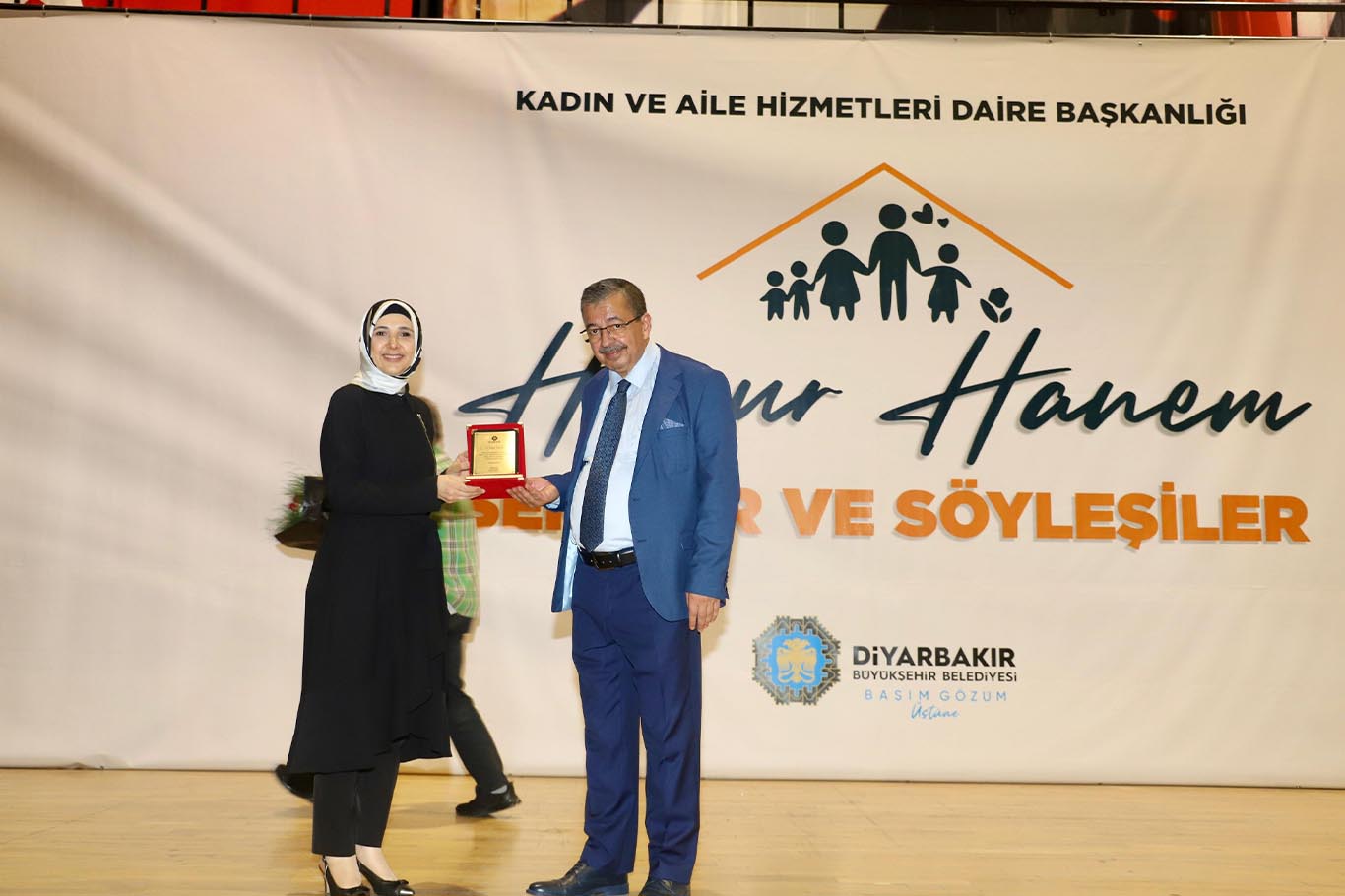 Yazar Hayati İnanç, Diyarbakırlılar ile buluştu 1