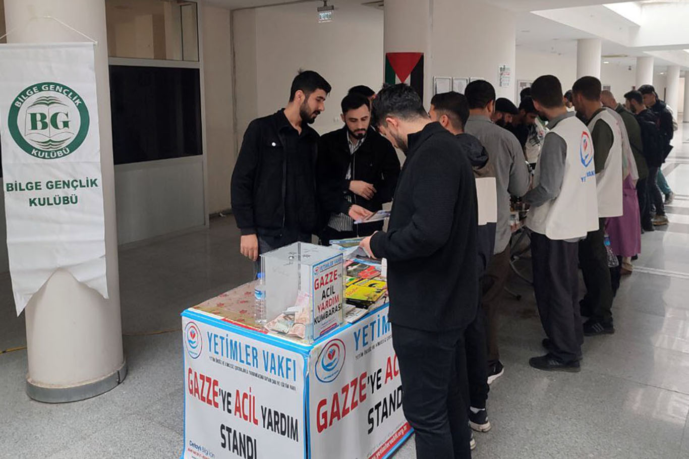 Dicle Üniversitesinde Gazze için kermes 2