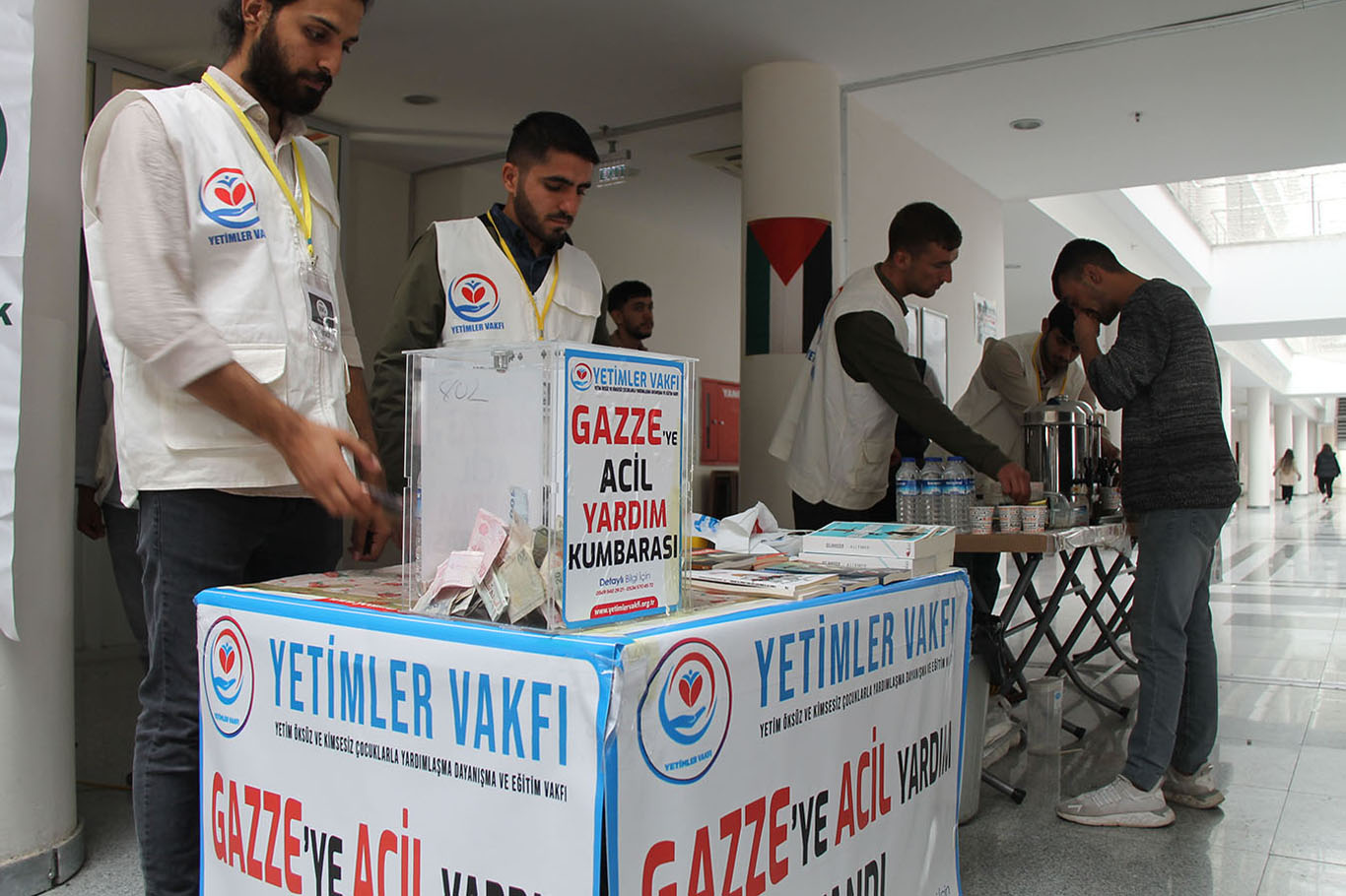 Dicle Üniversitesinde Gazze için kermes 4