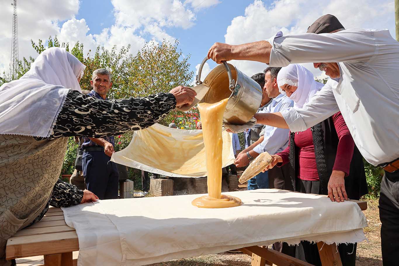 Diyarbakır Silvan’da bağ bozumu şenliği yapıldı 10