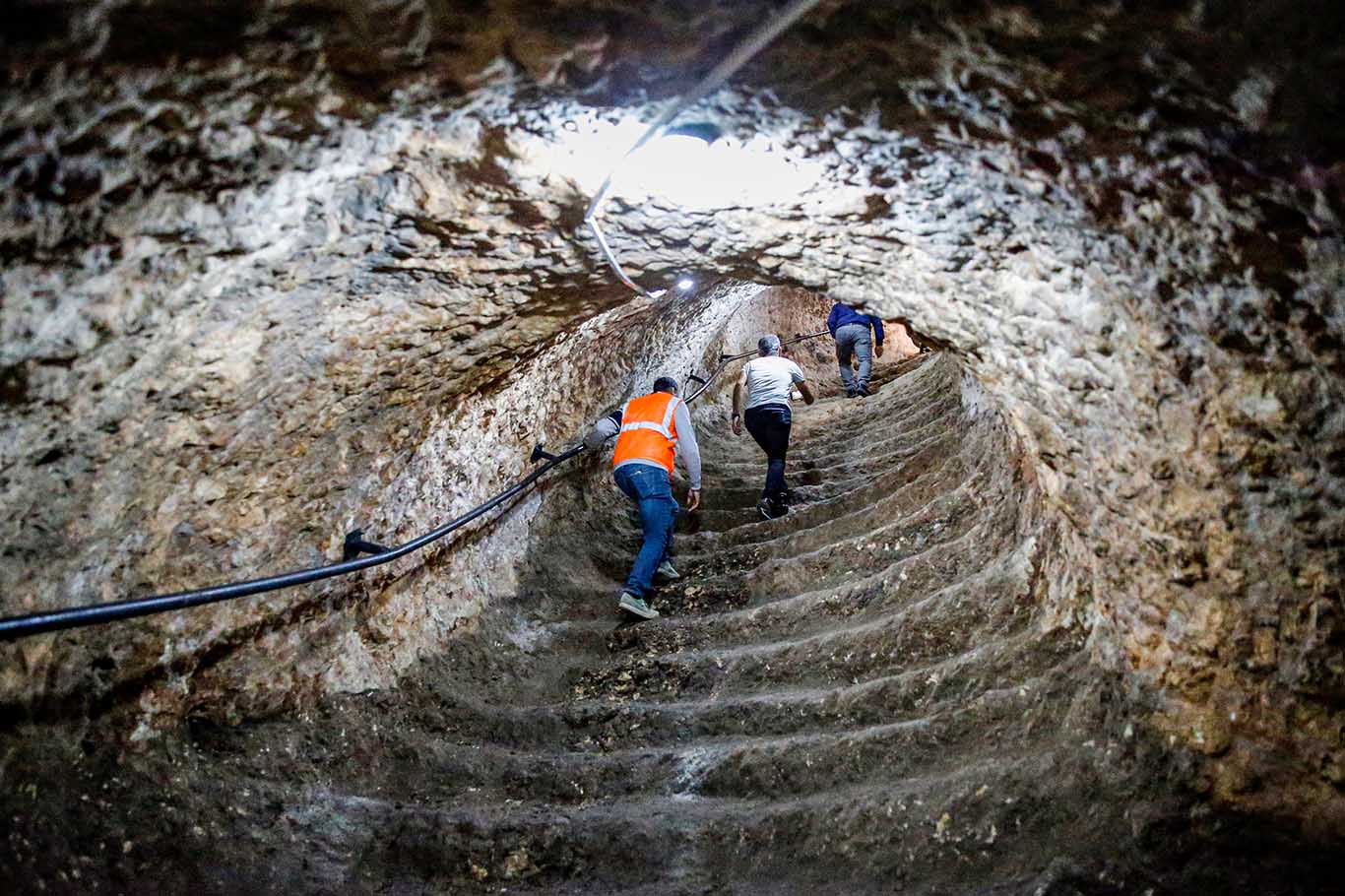 Diyarbakır'da Antik tüneller turizme kazandırıldı 11