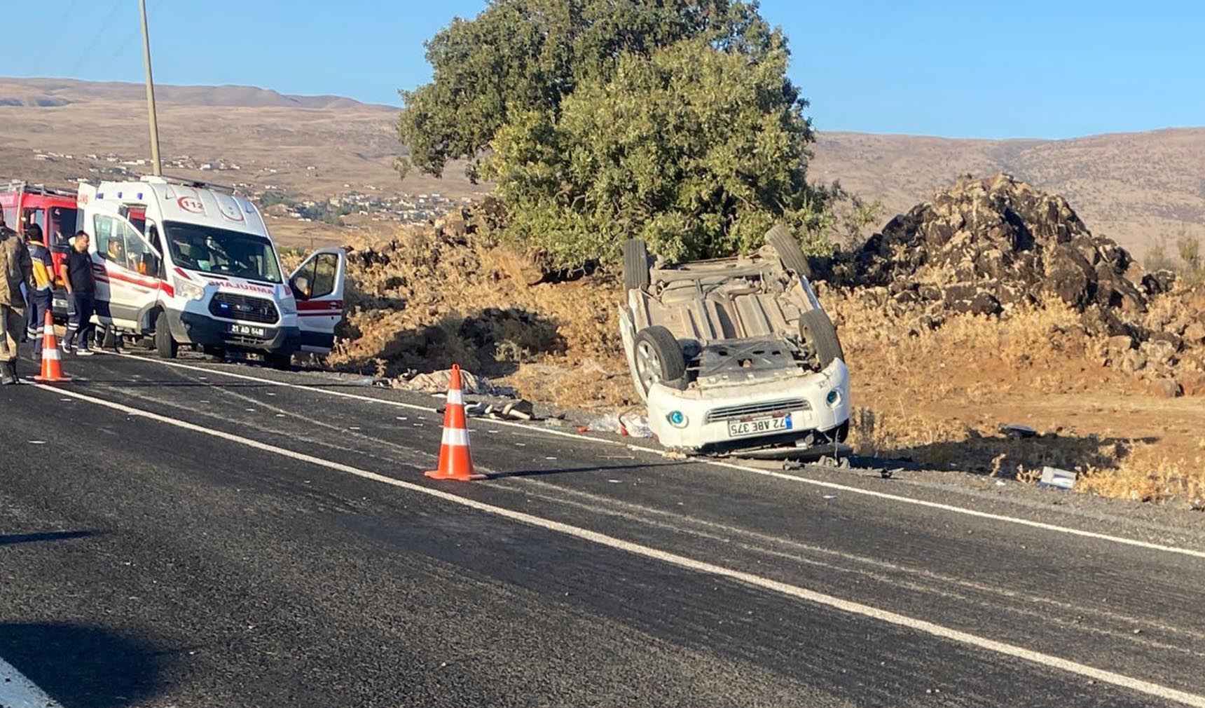 Diyarbakır'da feci kaza 3 ölü, 2 yaralı