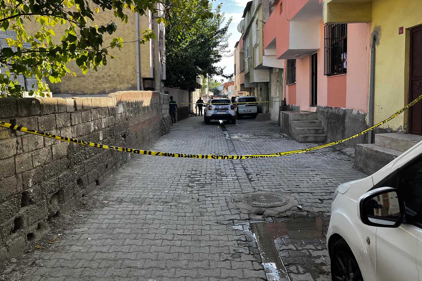 Diyarbakır'da komşular arasında silahlı kavga 1