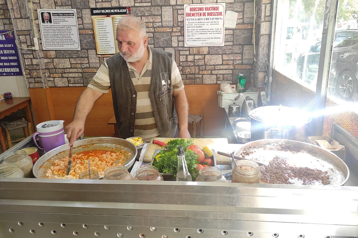 Esnaflar bir günlük gelirlerini Filistin için bağışladı 1