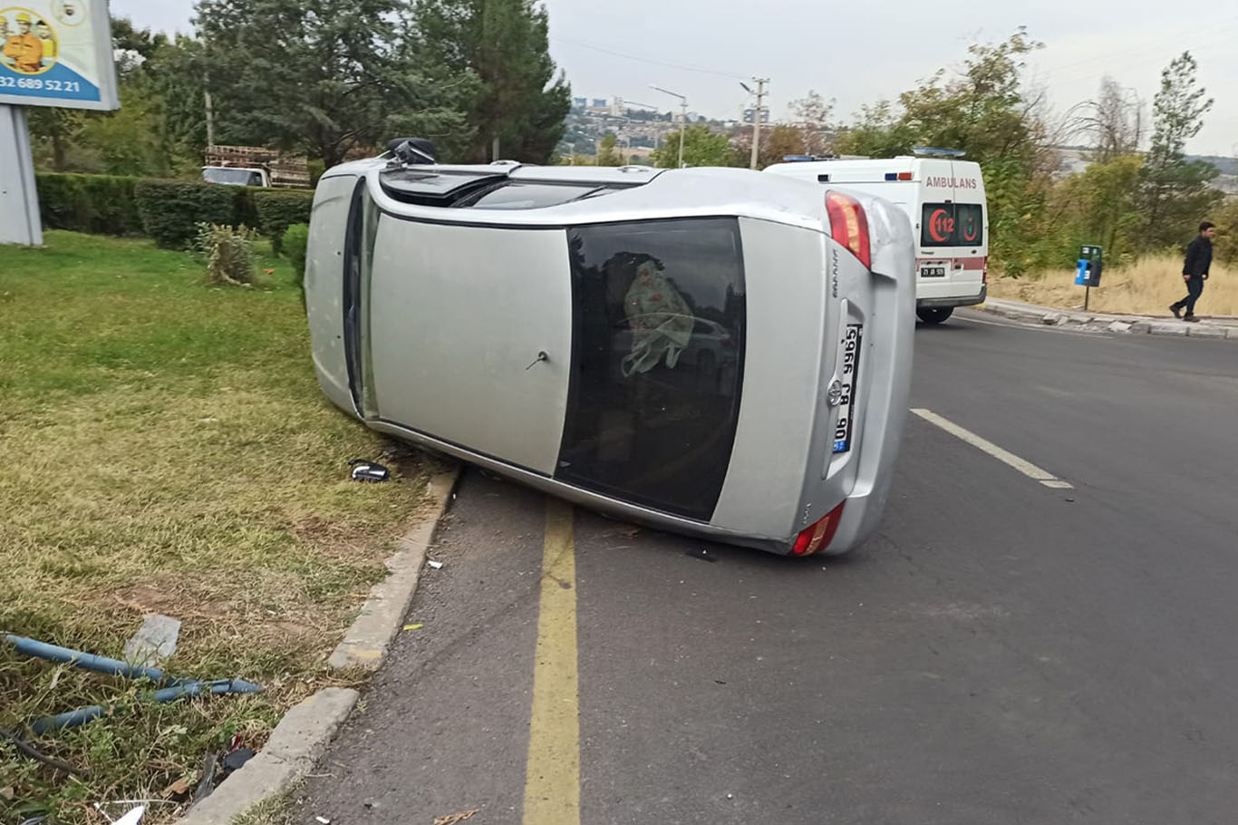 Kırmızı ışık ihlali kazaya neden oldu 2 yaralı 1