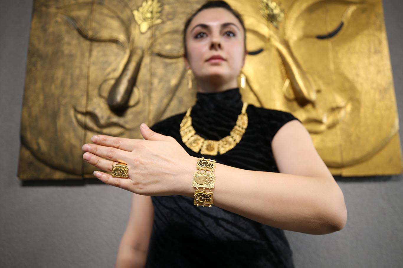 Bismil’de çıkarılan figürler takılara işlendi 3