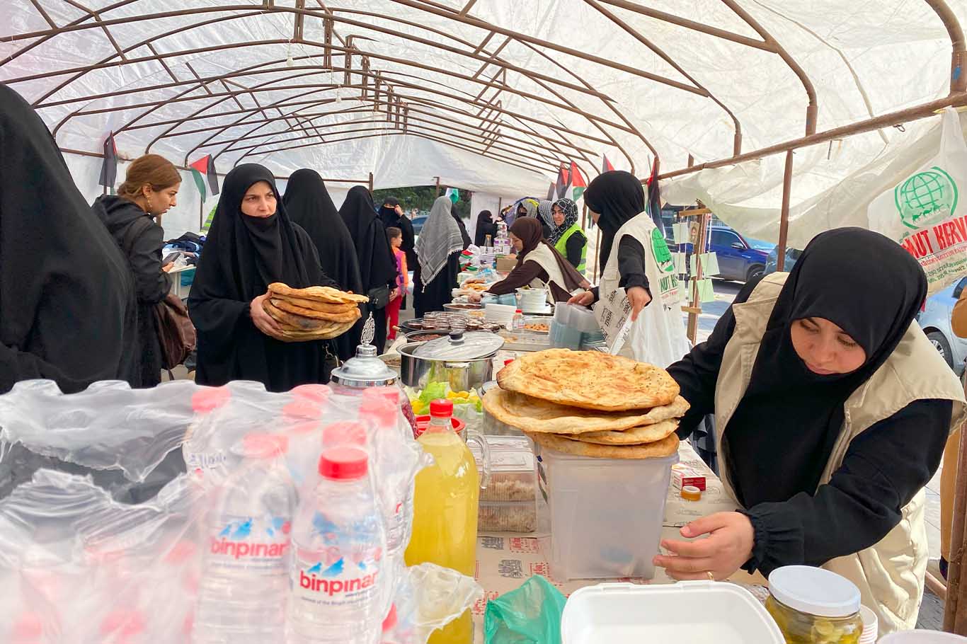 Bismil’de Gazze yararına kermes açıldı 2