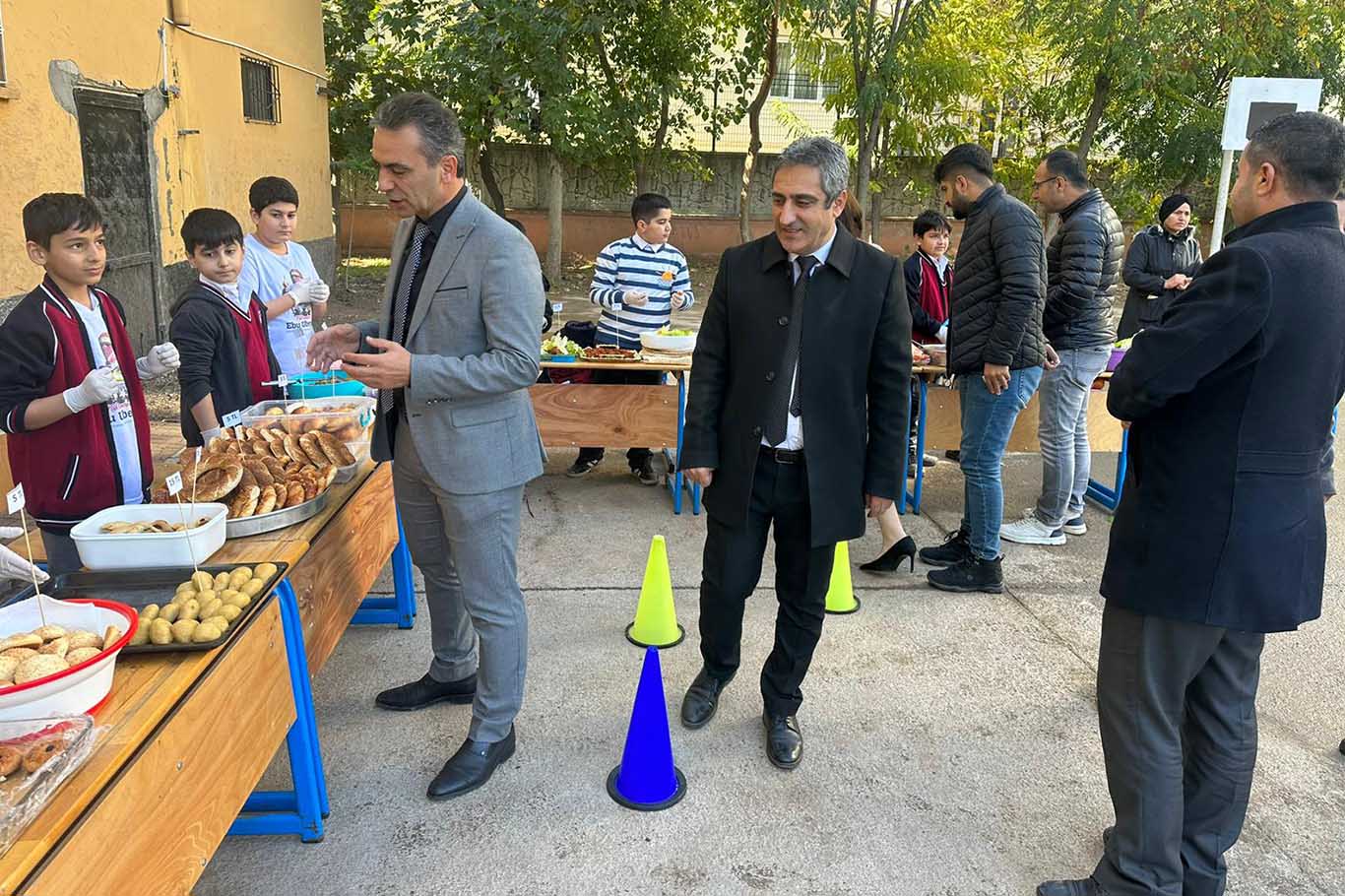 Bismil’de öğrenciler Gazze yararına kermes düzenledi 6