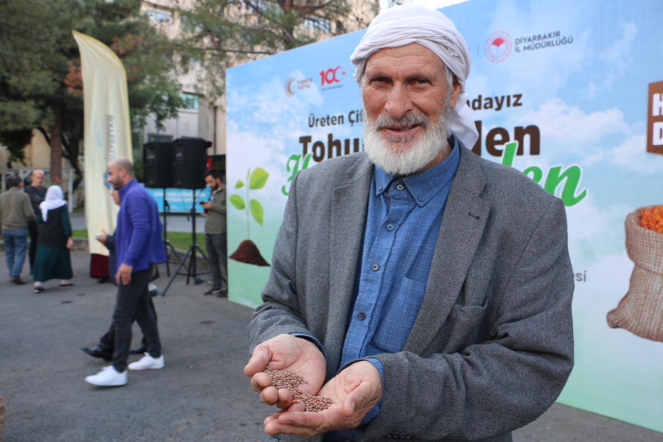 Diyarbakır'da çiftçilere kırmızı mercimek tohumu dağıtıldı 4