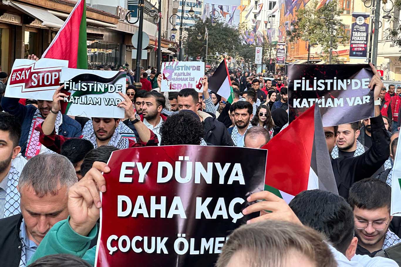 Diyarbakır’da ‘İsrail'e dur de’ yürüyüşü düzenledi 3