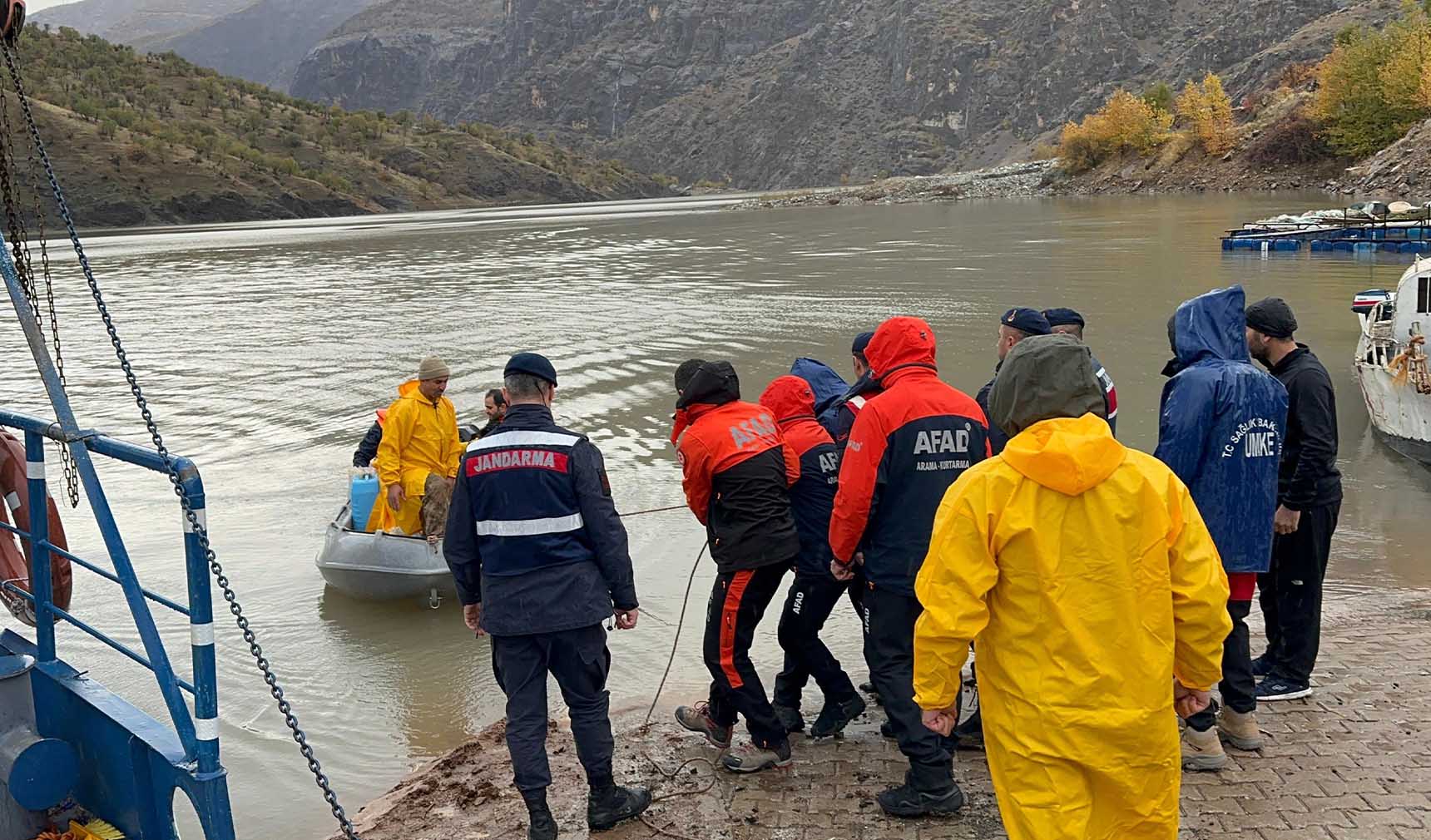 Diyarbakır’da uçurumdan düşen vatandaş için 19 saatlik operasyon 2