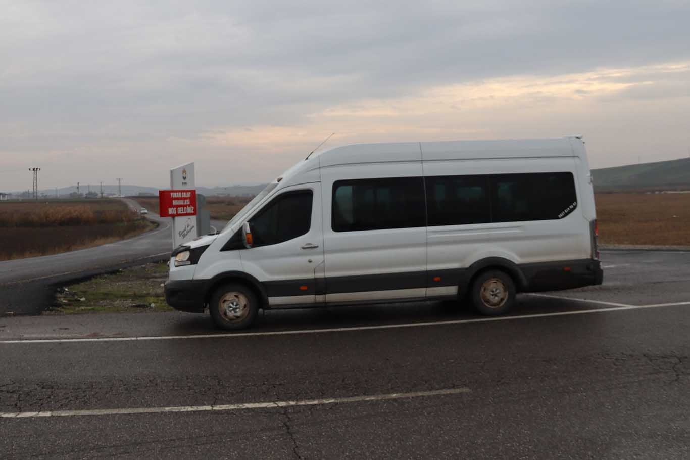 Bismil Yukarı Salat Mahallesi Muhtarın Bahsettiği Eski Yol Ve Tabelanın Yeri 3