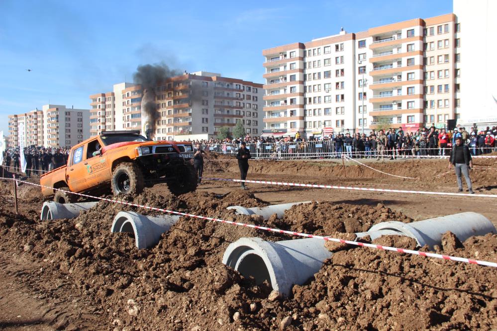 Cizre'de Ilk Defa Off Roda Heyecanı Yaşandı2