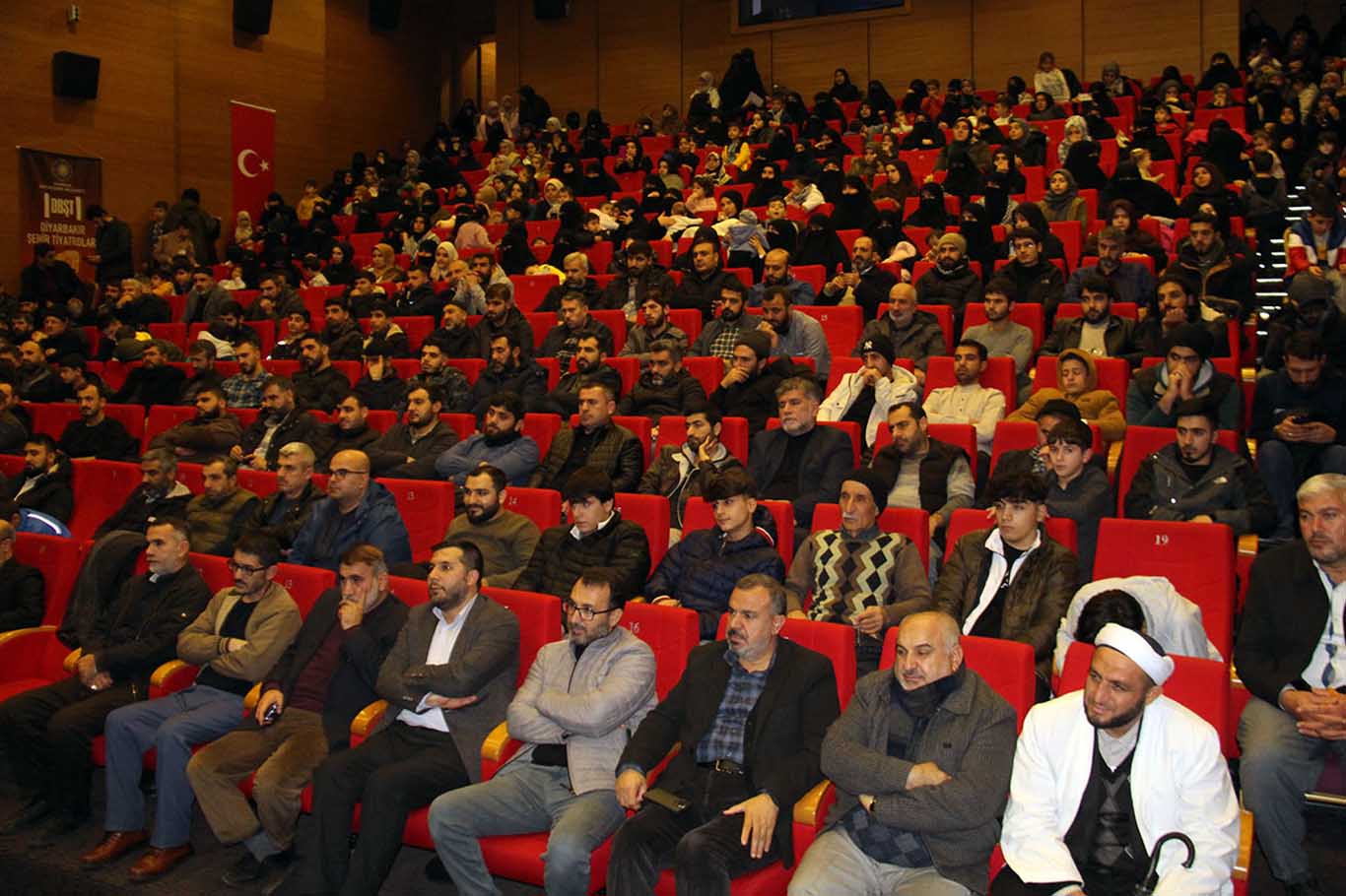 Diyarbakır’da Ailem Cennetim Olsun Konferansı 2