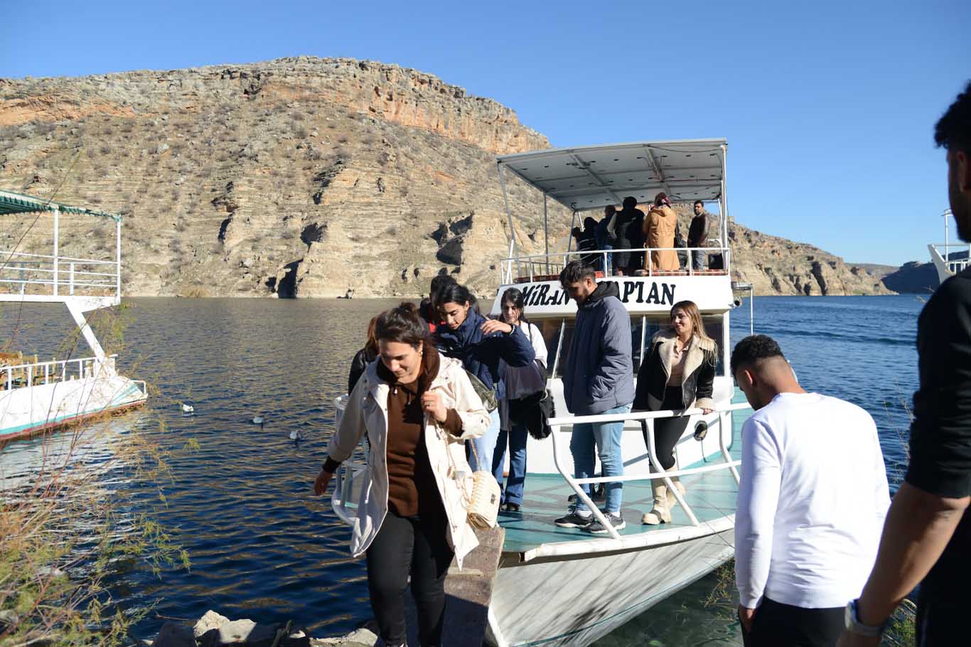 Diyarbakır’da Bu Proje Ile Esnaflar Kenti Tanıtacak 2