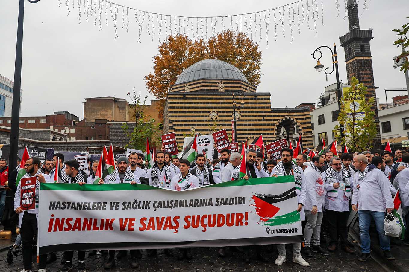 Diyarbakır’da Doktorlardan Sessiz Yürüyüş 6