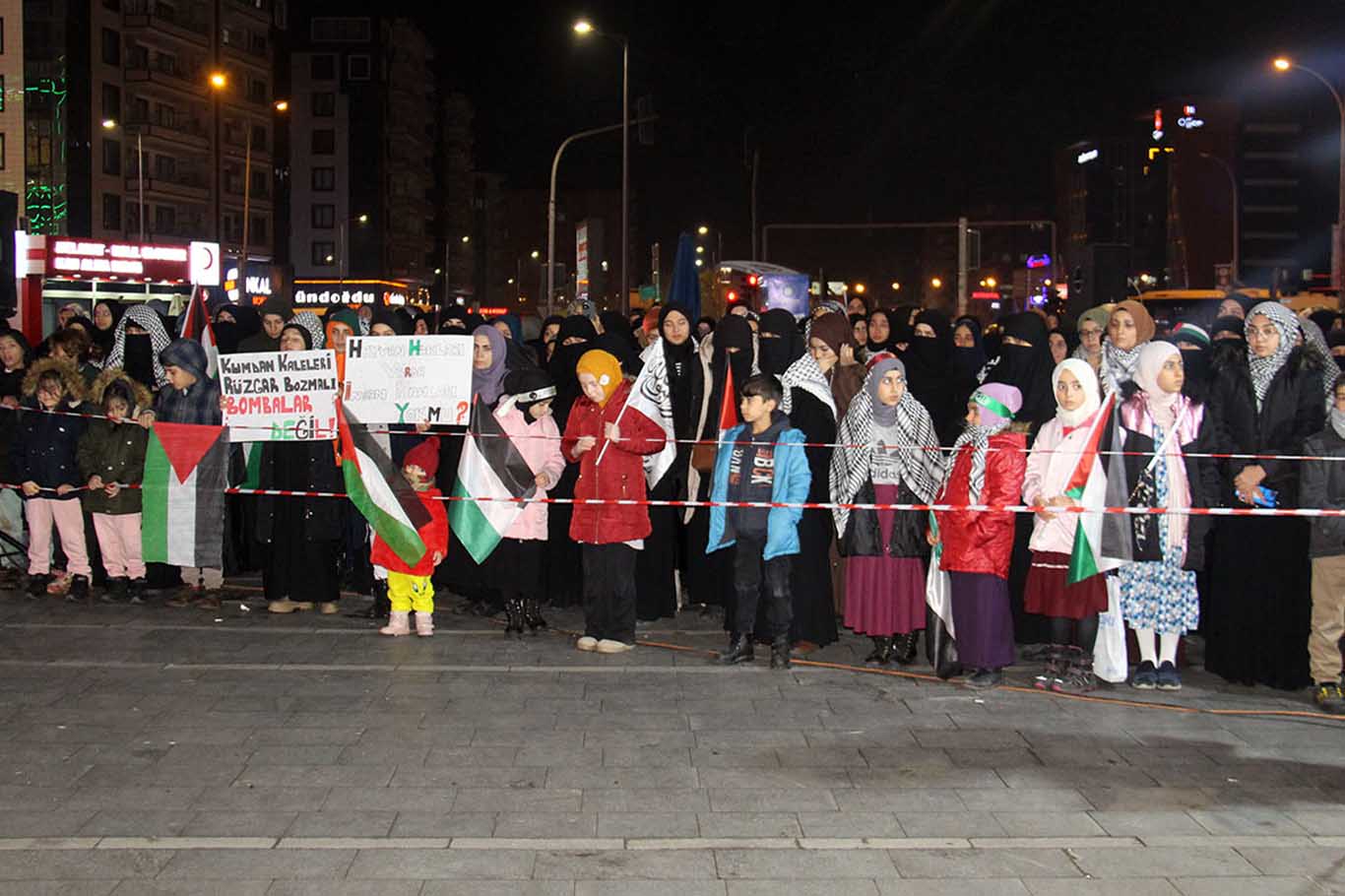 Diyarbakır'da Mescidi Aksa Maketi Önünde İsrail Protestosu 3