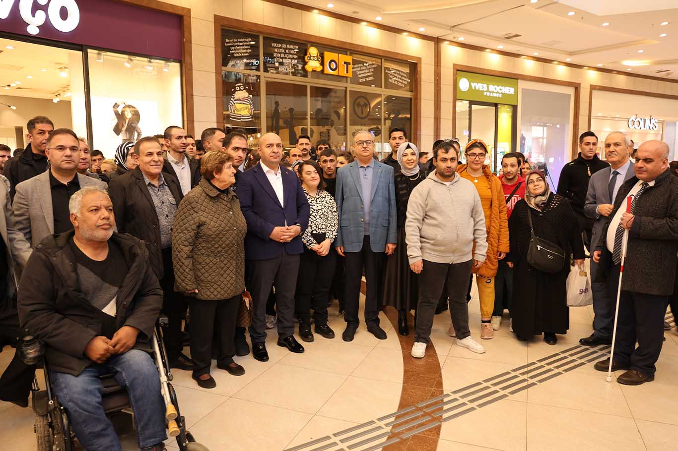 Diyarbakır’da Özel Gereksinimli Bireylerin El Sanatları Sergilendi 3