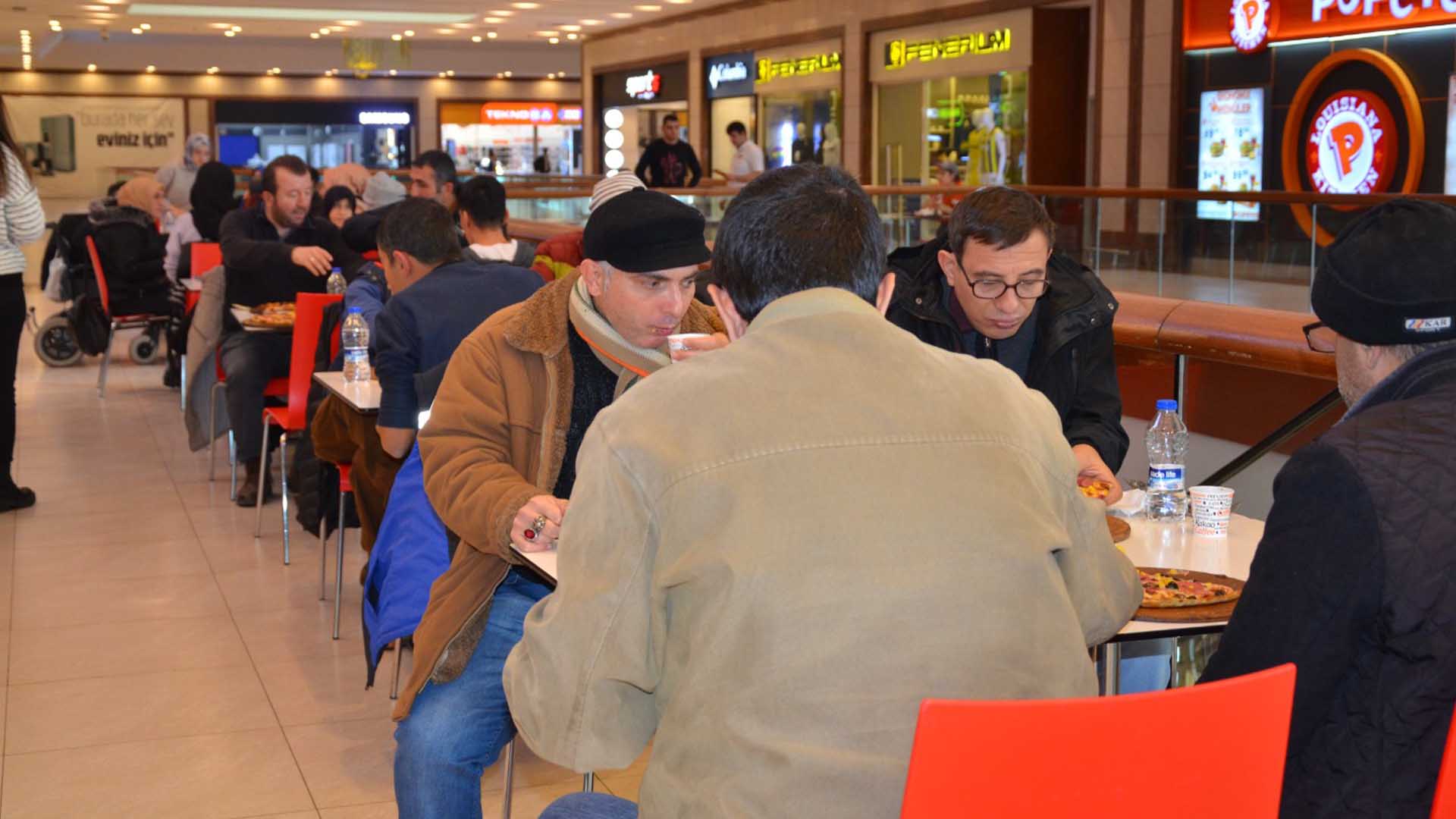 Diyarbakır’da Özel Gereksinimli Vatandaşlara Jest 1