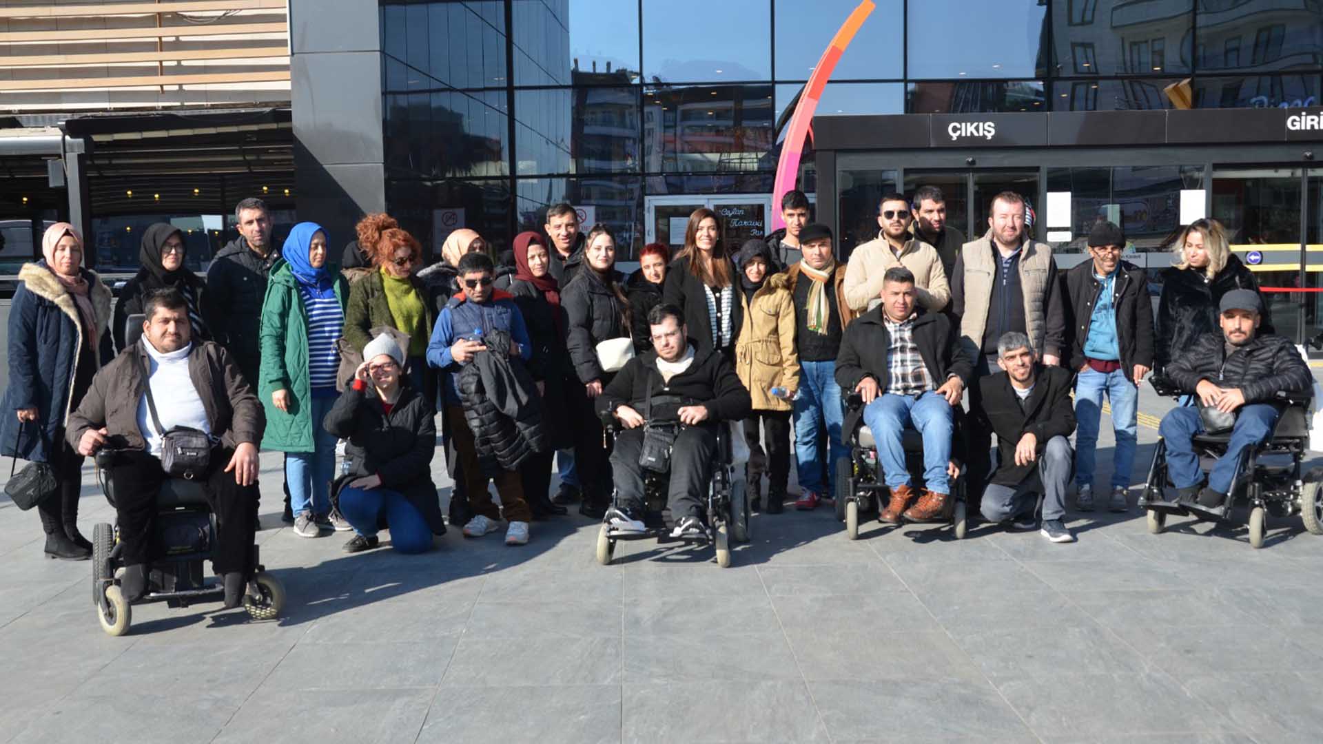 Diyarbakır’da Özel Gereksinimli Vatandaşlara Jest 5