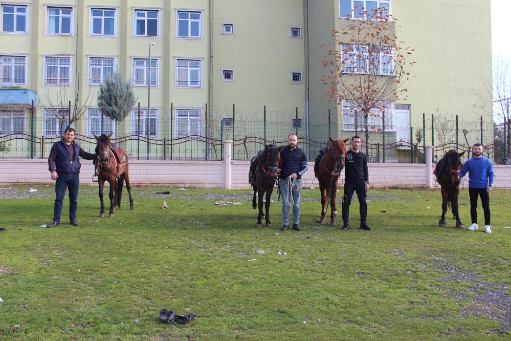 Geleneksel Rahvan At Yarışlarına Siirt Damgası1