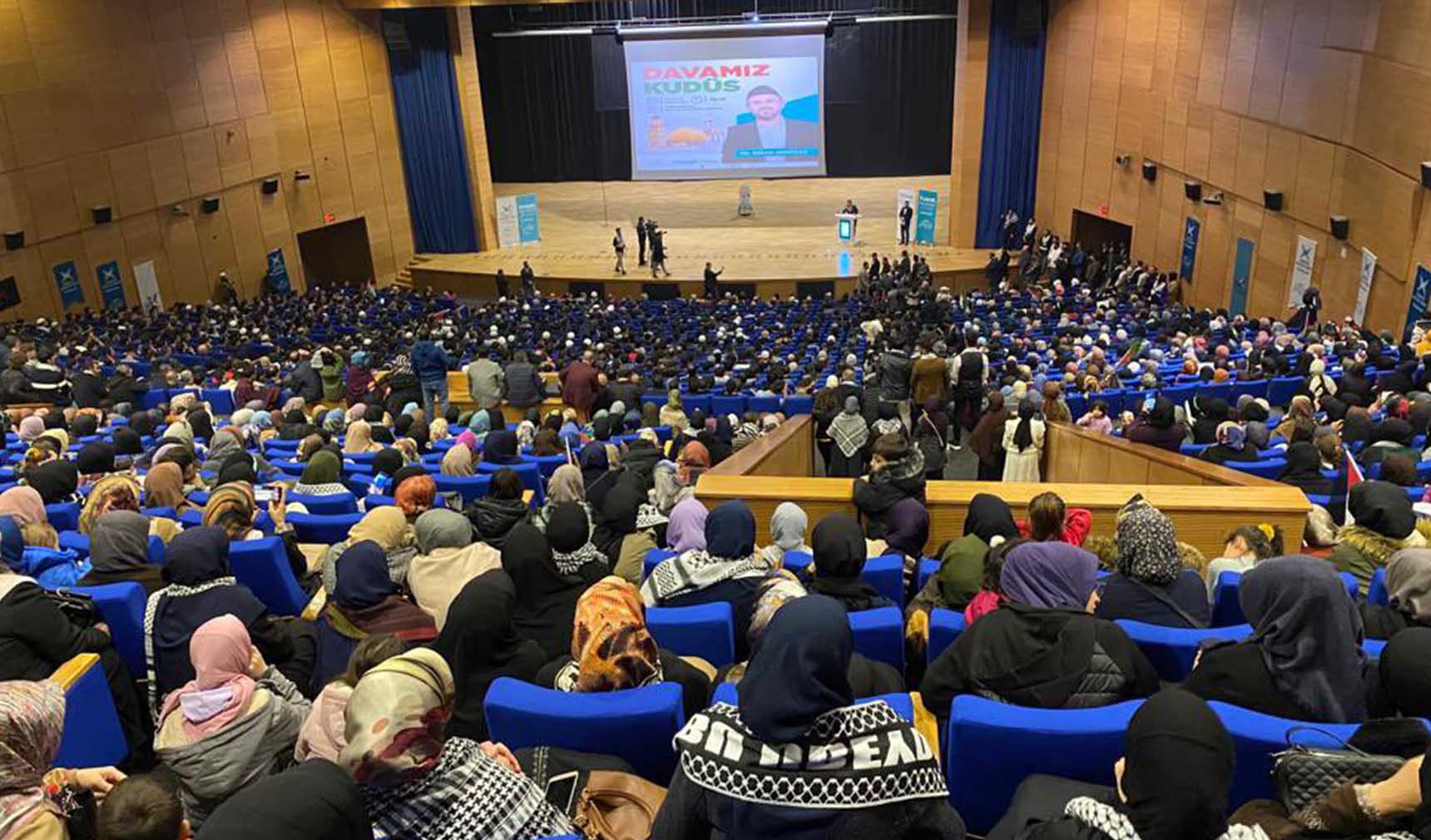 İhsan Şenocak, Diyarbakır'da Konferans Verdi 1