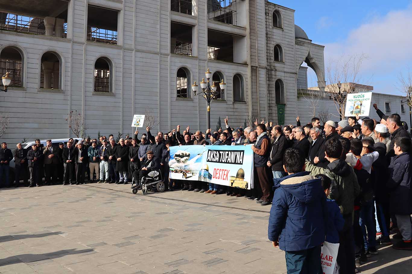 İsrail’in Gazze’ye Yönelik Soykırımı Bismil’de Kınandı 12