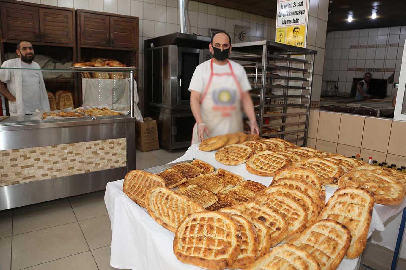 Adıyla Ve Lezzetiyle Meşhur Diyarbakır Ekmeği Yurtdışına Çıkıyor 6