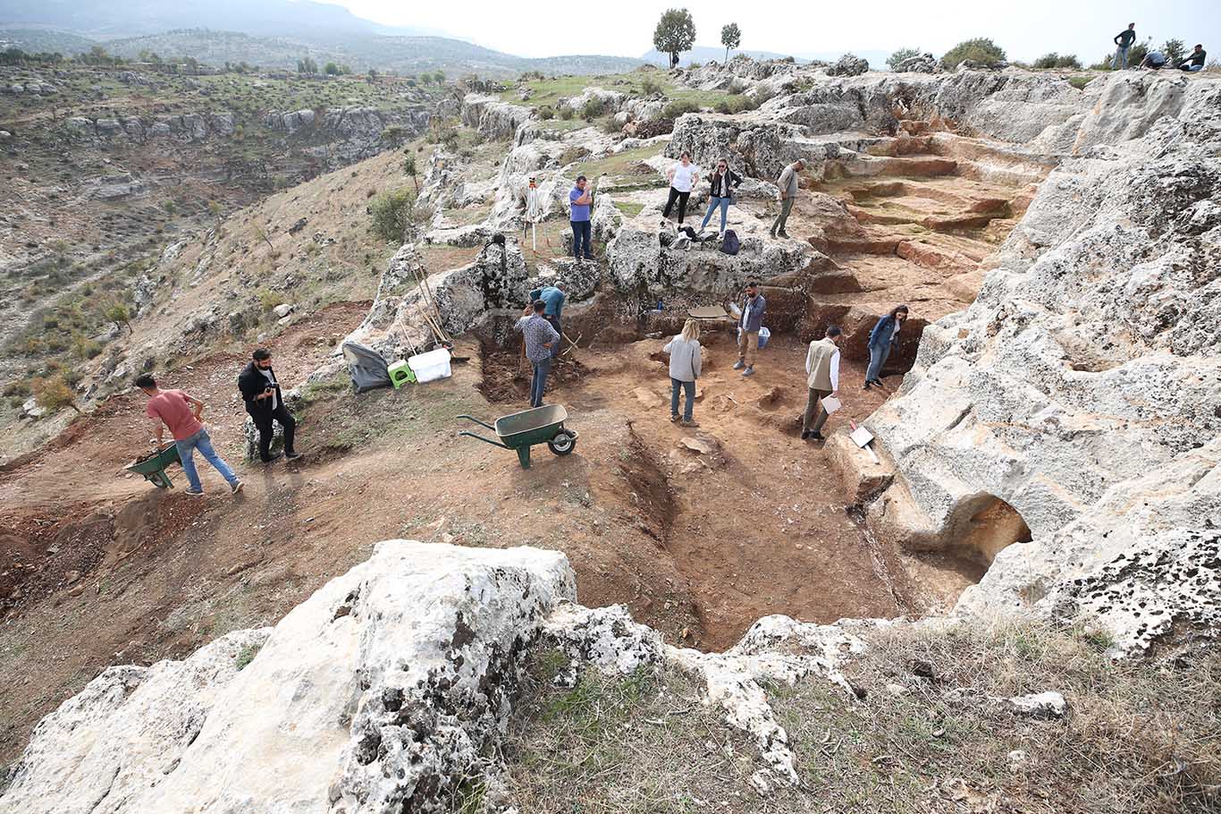 Diyarbakır'da 6 Yaş Arası 54 Çocuk Mezarı Bulundu 5