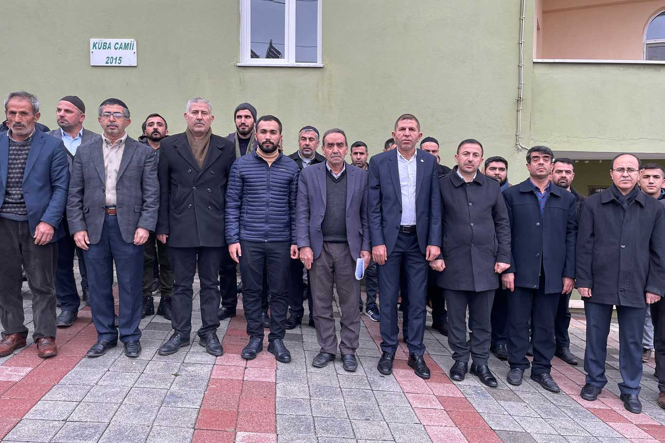 Diyarbakır’da Imamın Darp Edildiği Cami Önünde Basın Açıklaması 1