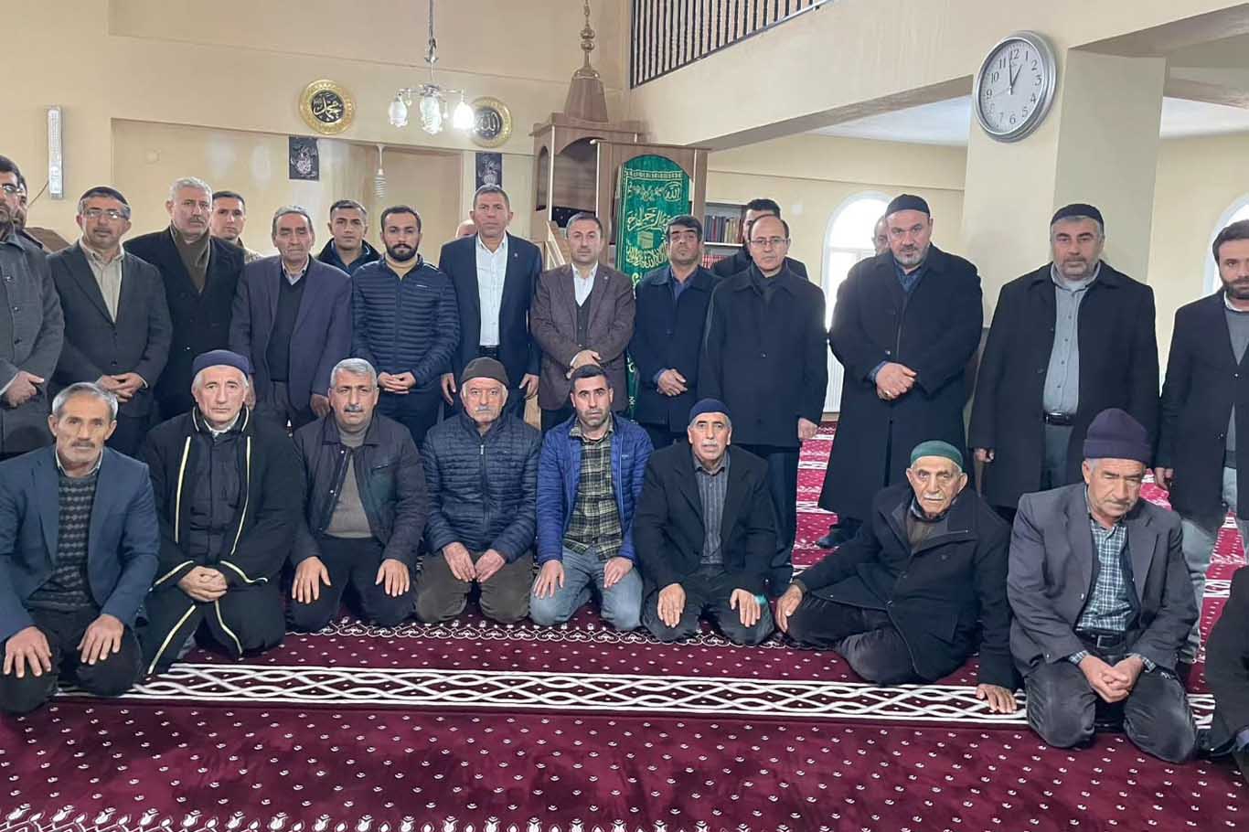 Diyarbakır’da Imamın Darp Edildiği Cami Önünde Basın Açıklaması 3