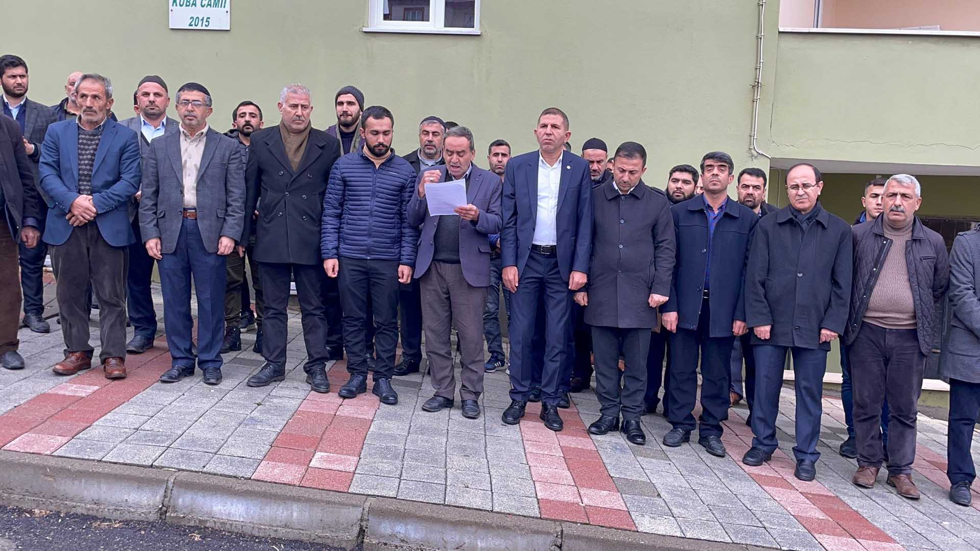 Diyarbakır’da Imamın Darp Edildiği Cami Önünde Basın Açıklaması 4