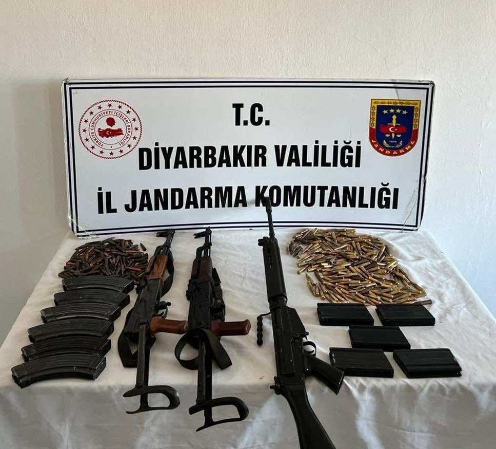 Diyarbakır’da Ruhsatsız Silah Operasyonu 2 Zanlı Tutuklandı 1