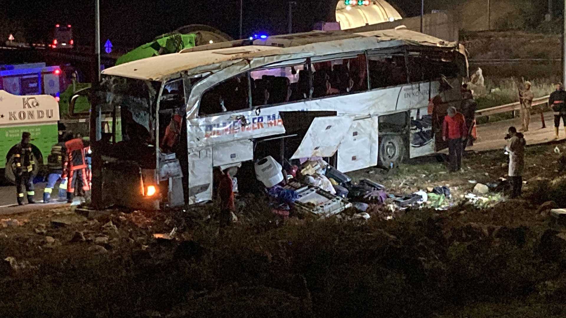 Mardin Otobüsü Mersin’de Kaza Yaptı 9 Ölü 30 Yaralı 6