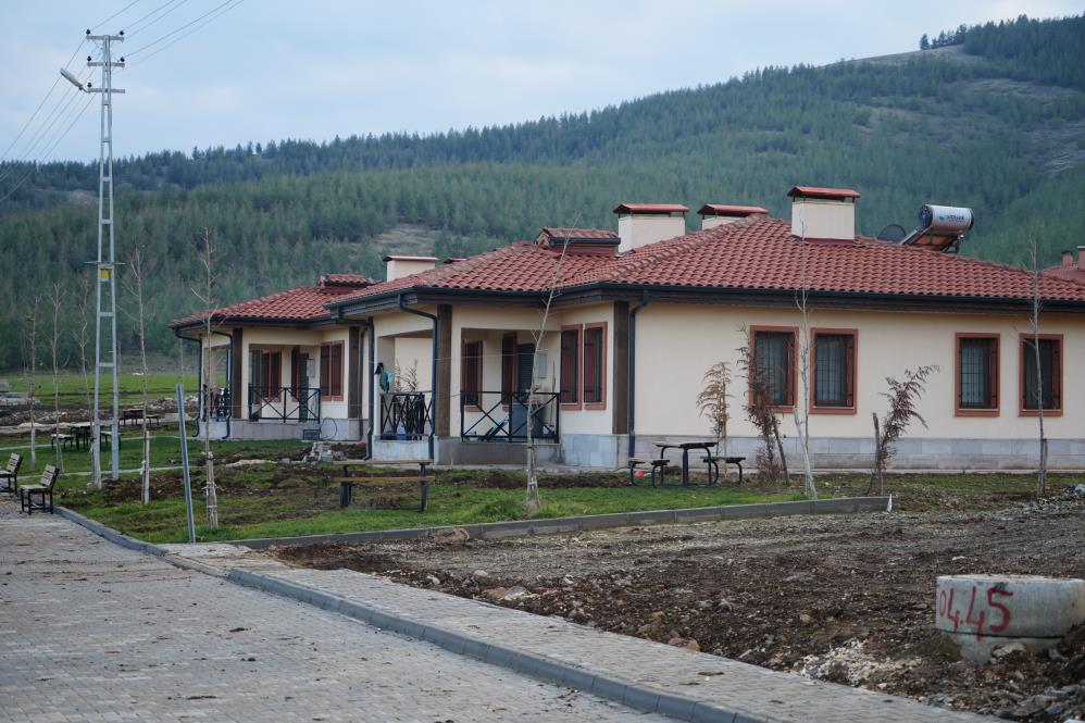 Deprem Sonrası Yapılan Köy Evleri Villaları Aratmıyor! Köyler Sınıf Atlayacak