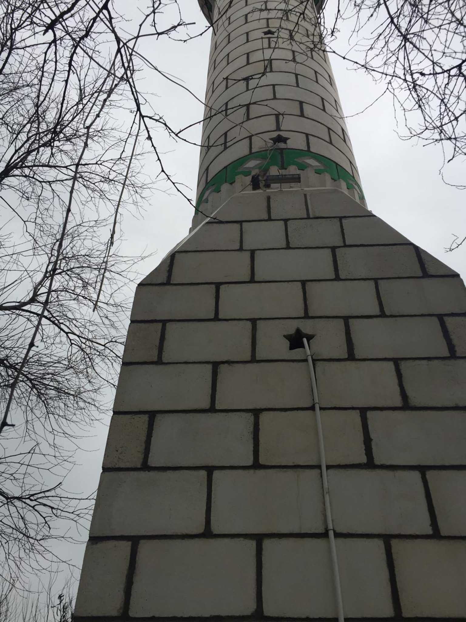 Diyarbakır’da Camiye Yıldırım Isabet Etti 6