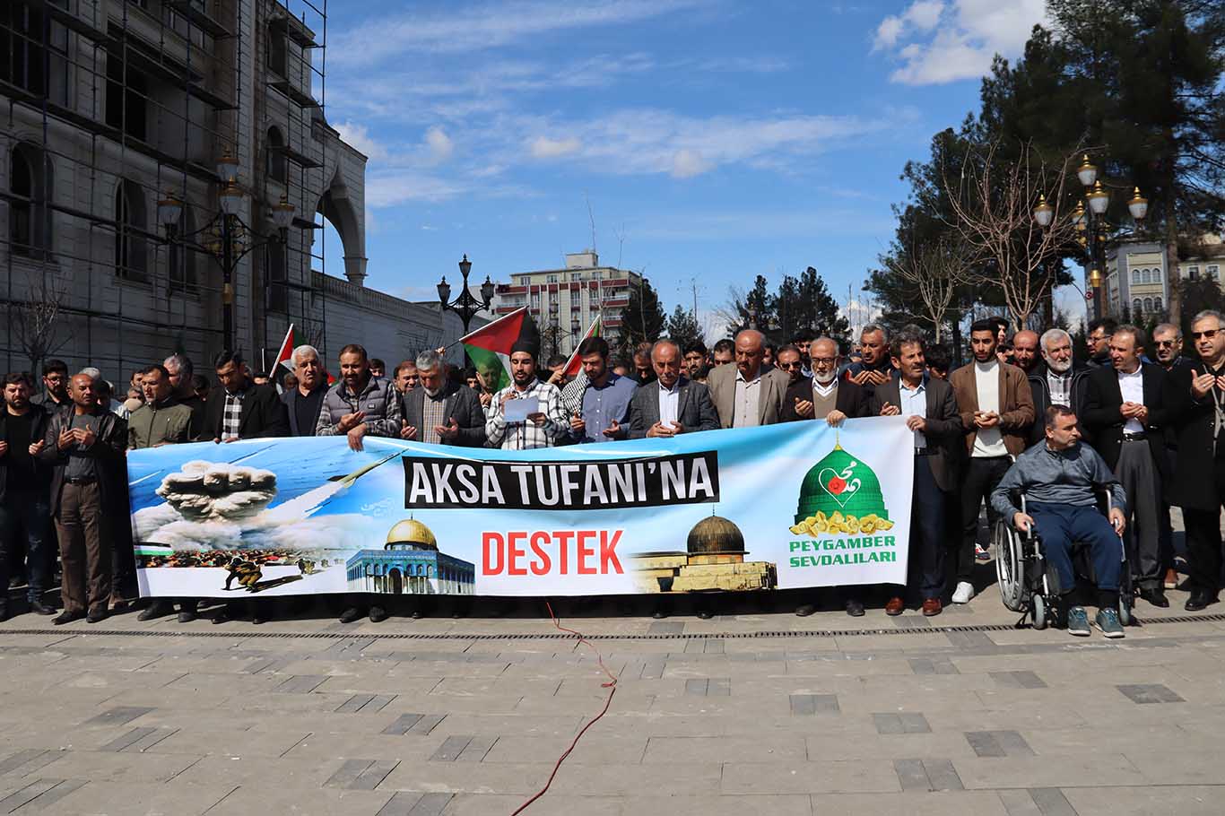 Bismil’den İslam Ülkelerine Çağrı Gazze’deki Soykırımı Durdurun 17