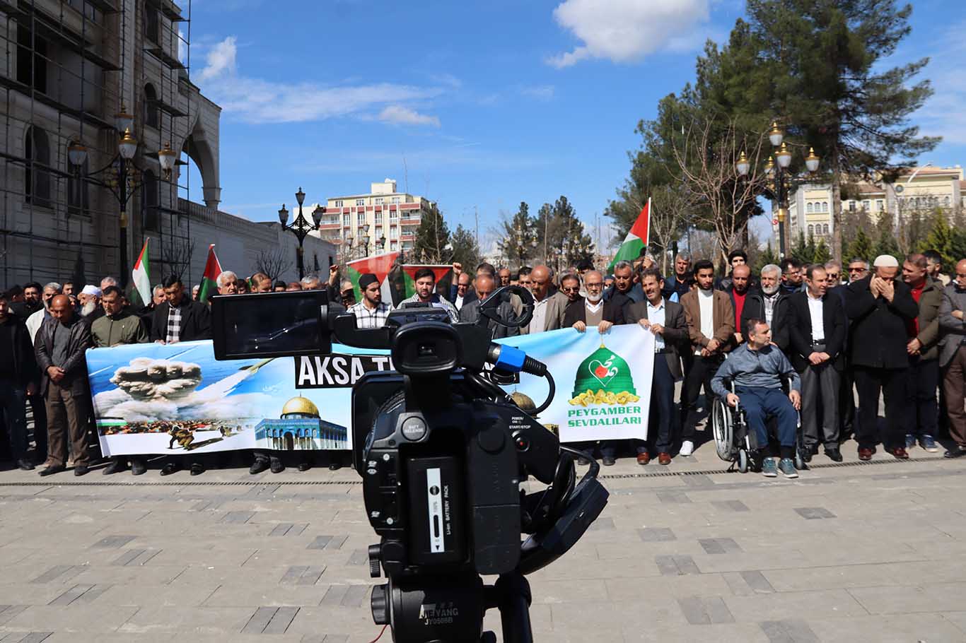 Bismil’den İslam Ülkelerine Çağrı Gazze’deki Soykırımı Durdurun 20