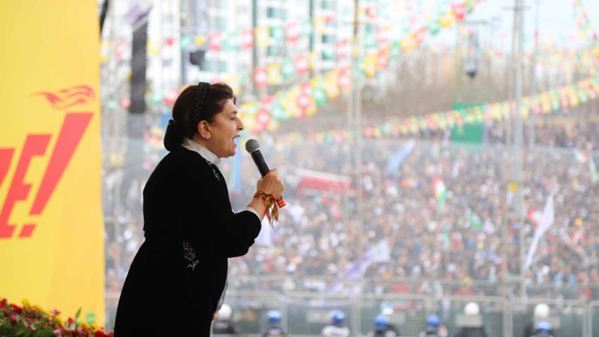 Diyarbakır Newroz’unda Konuşan Leyla Zana, ‘Hazır Mısınız Diye Sordu 3