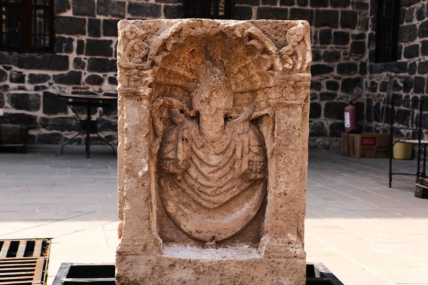 Diyarbakır'da ‘Tarihi Eser Doktorları’ 2023’Te Bin 252 Tarihi Esere Işlem Yaptı 2
