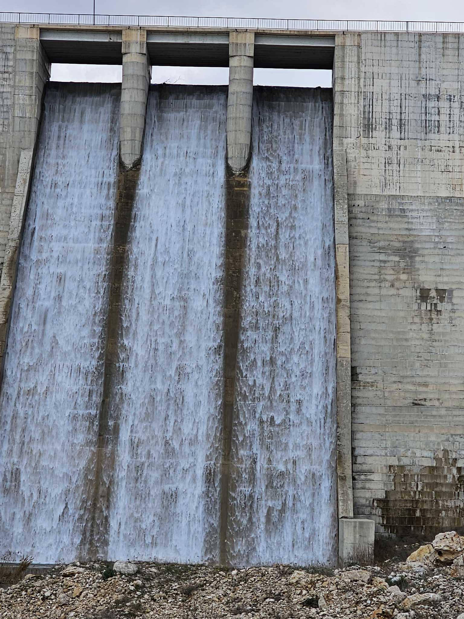 Diyarbakır’da Yağan Kuvvetli Yağışlar Sonrası Baraj Ilk Defa Taştı 1