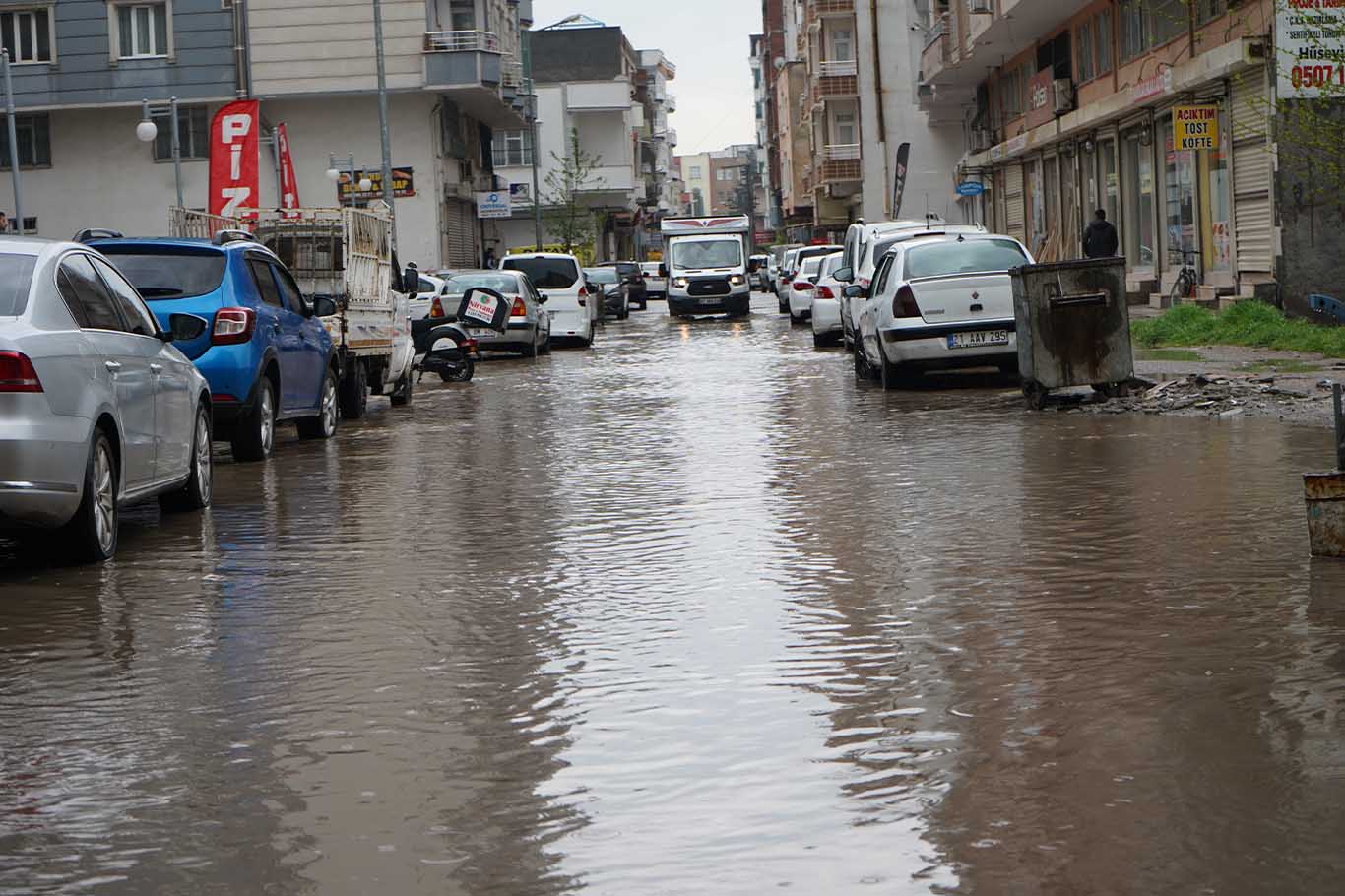 Bismil’de Yağışlar Etkisini Sürdürüyor