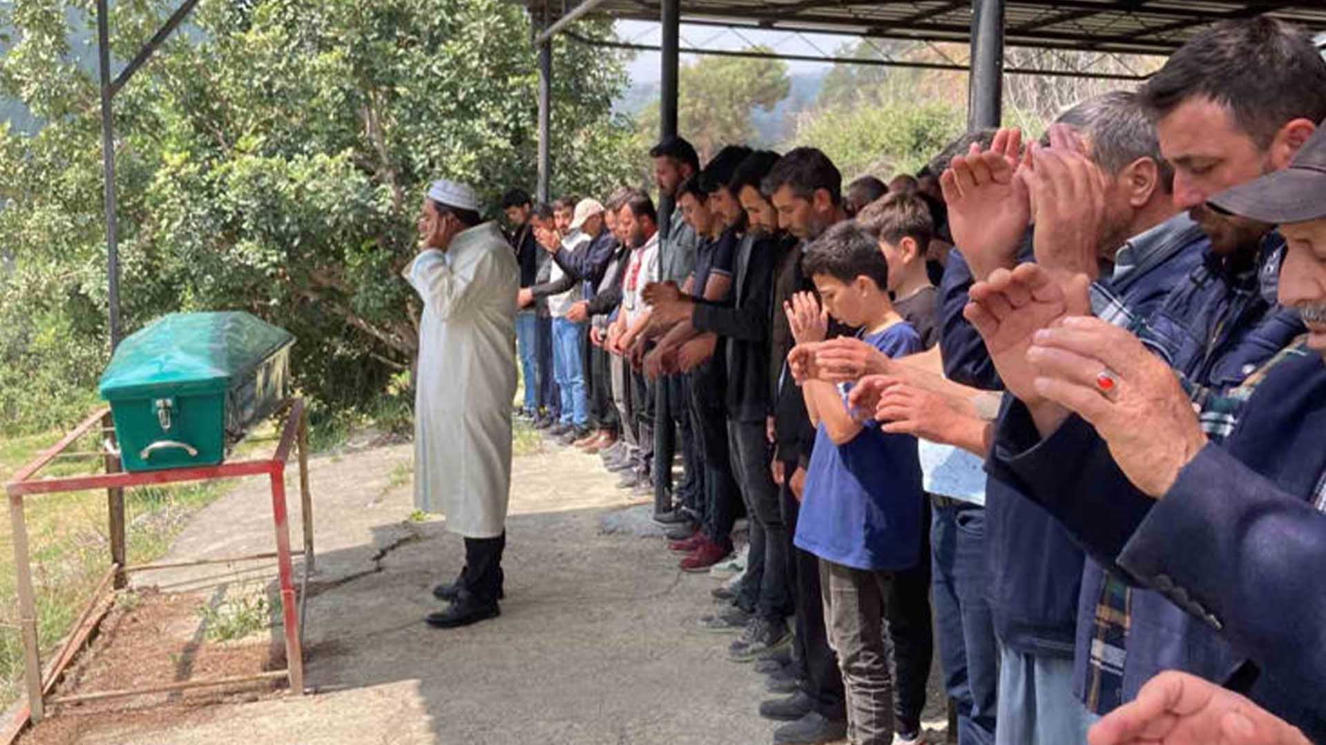 Böyle Vahşet Görülmedi Anne Ve Oğlunu Evde, Babalarını Otomobilde Yaktı 4