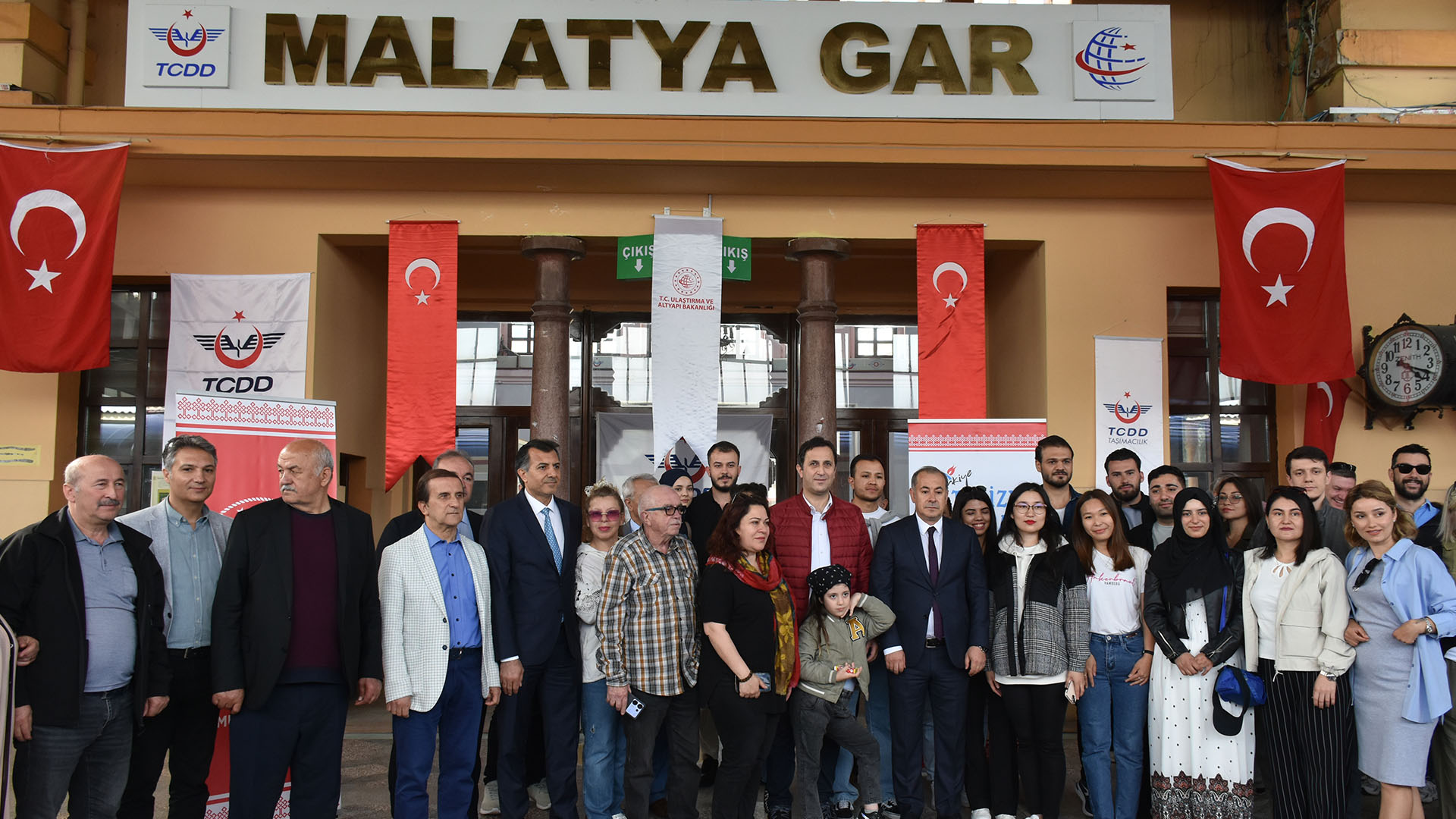 Diyarbakır Ekspresi Malatya'da Mola Verdi2