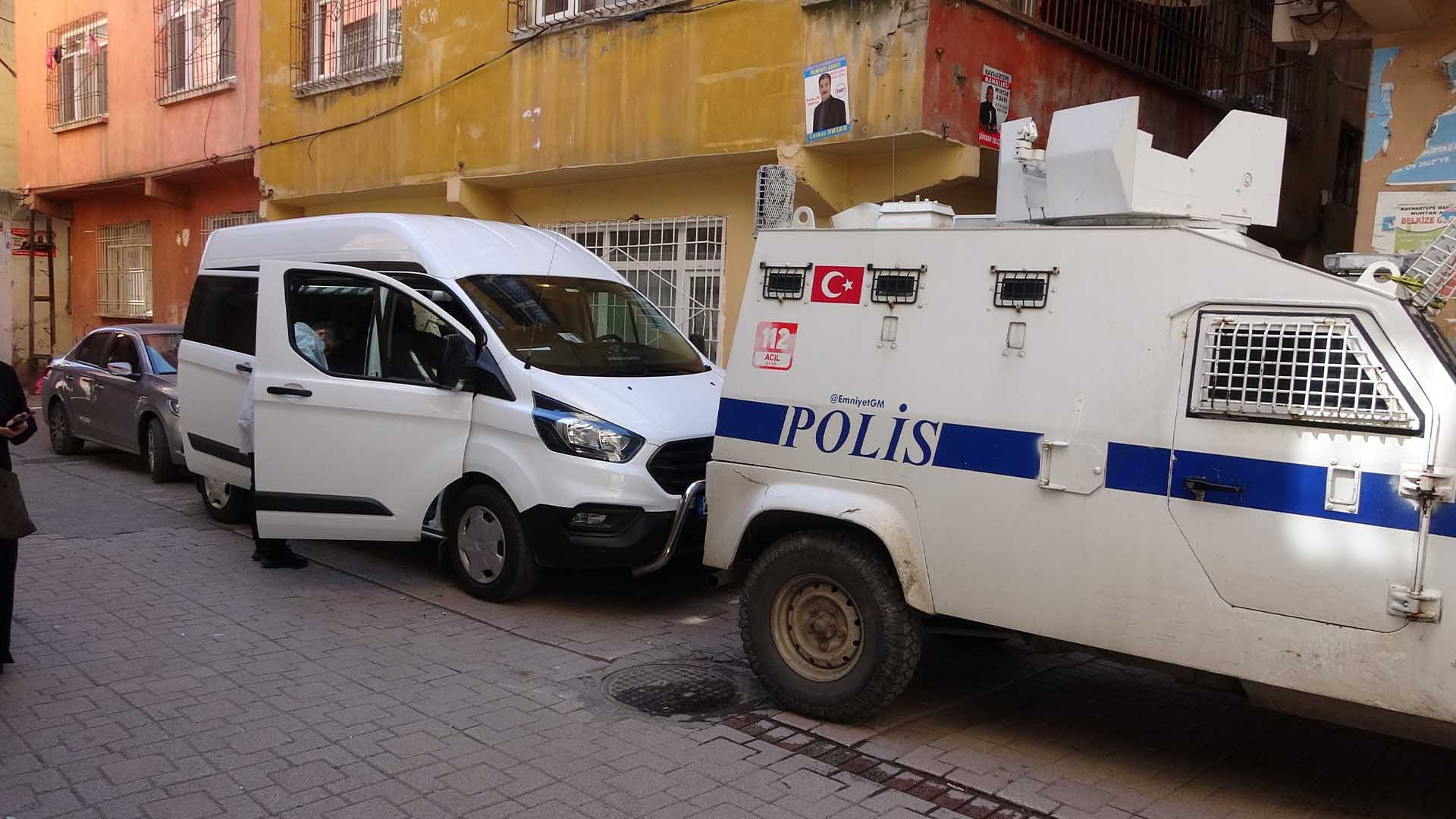 Diyarbakır’da Silahlı Saldırı 2 Ölü 5