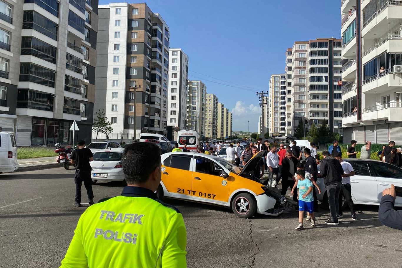 Diyarbakır’da Trafik Kazası 5 Yaralı 1